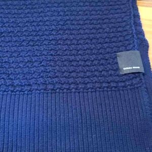 Brand new Authentic Canada Goose wool scarf